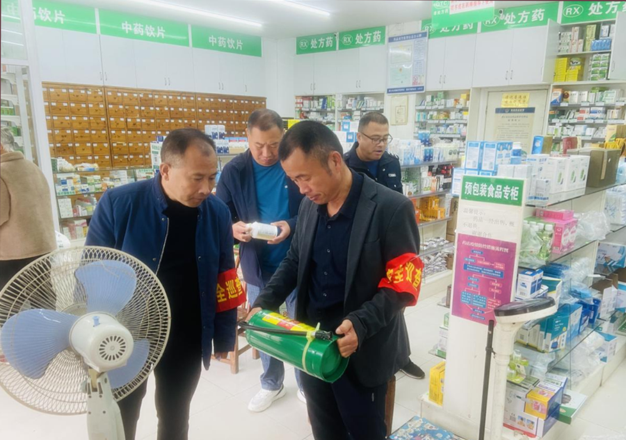 護航“雙節(jié)” 潛江開展節(jié)前預包裝食品批發(fā)專項檢查